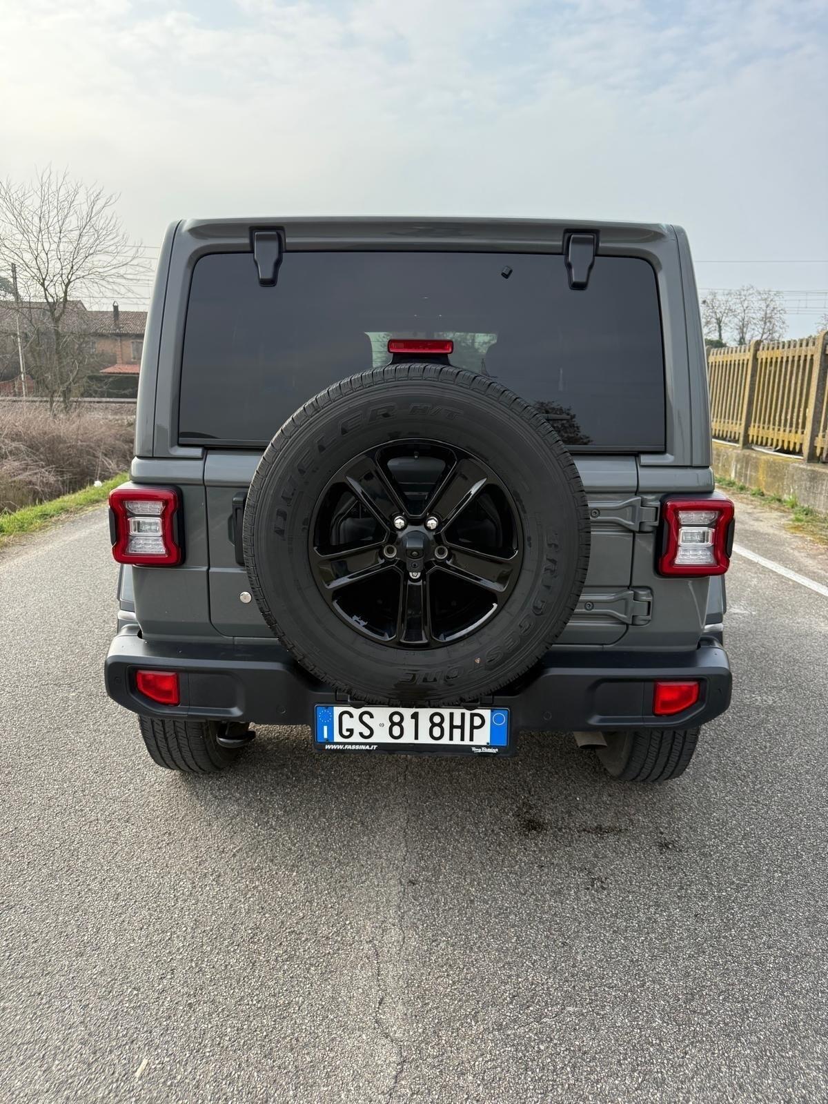 Jeep Wrangler 2.0 Turbo Sahara