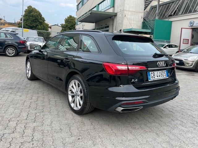 Audi A4 Avant 35 TDI/163 CV S tronic Business Advanced
