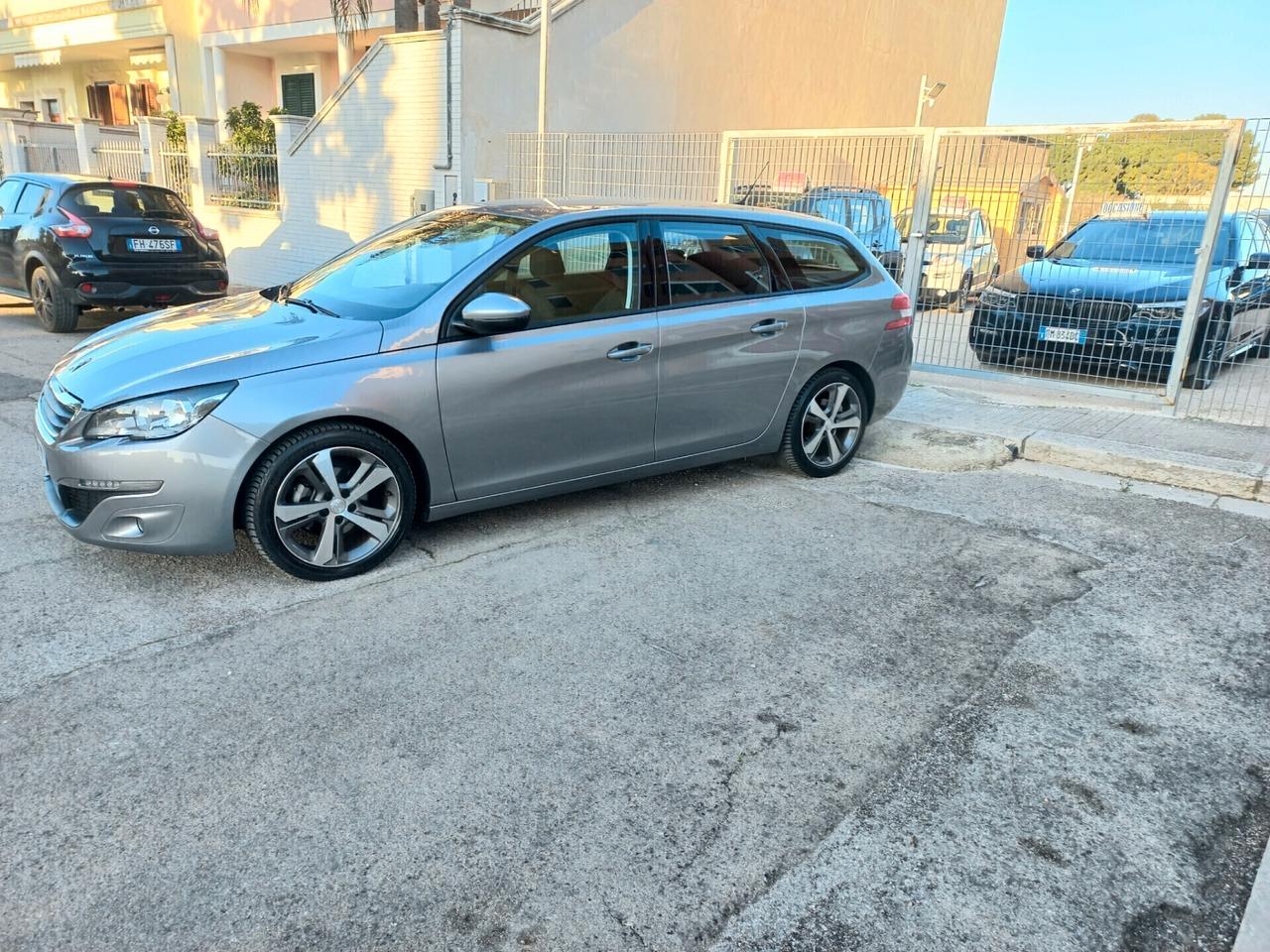 Peugeot 308 BlueHDi 100 S&S SW Business