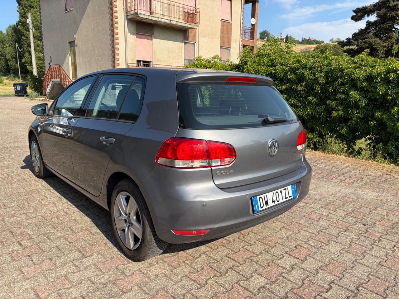 Volkswagen Golf 1.6 BENZINA 86MILA KM