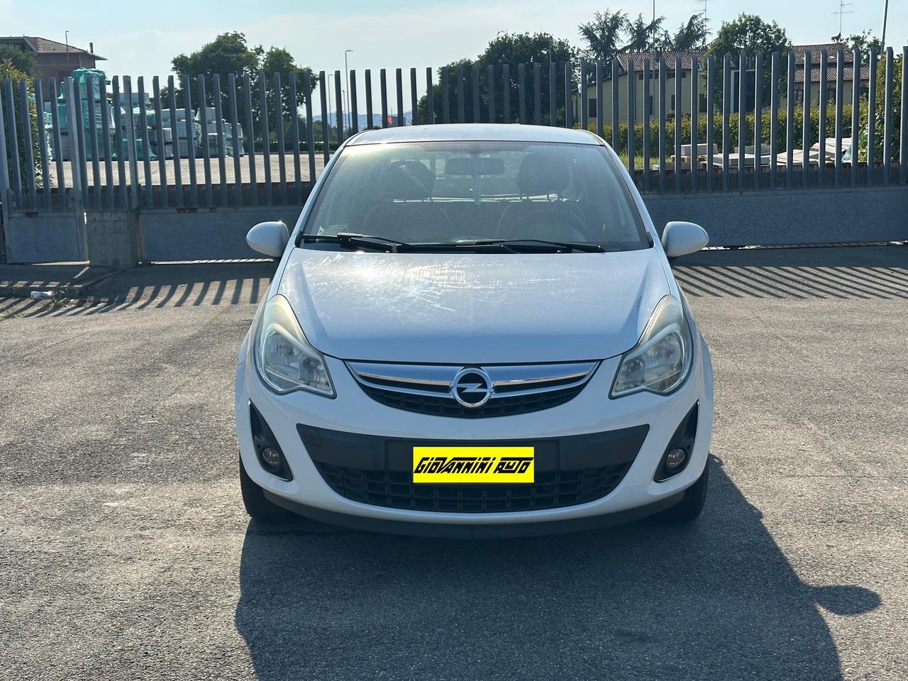 Opel Corsa 1.2 Benzina (Garanzia 24 Mesi)