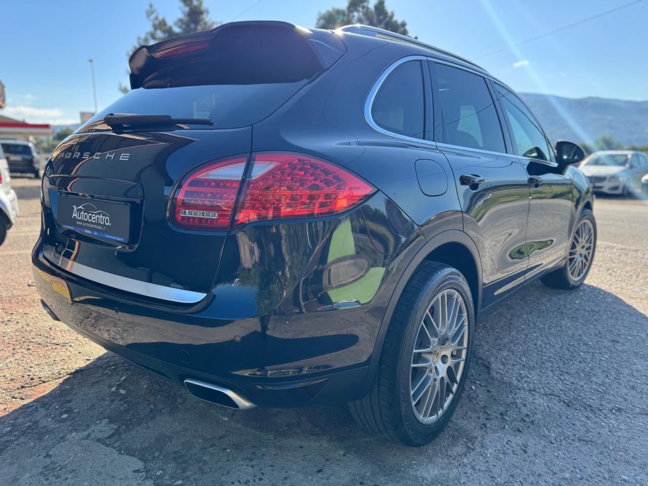 Porsche Cayenne 3.0 Diesel strafull