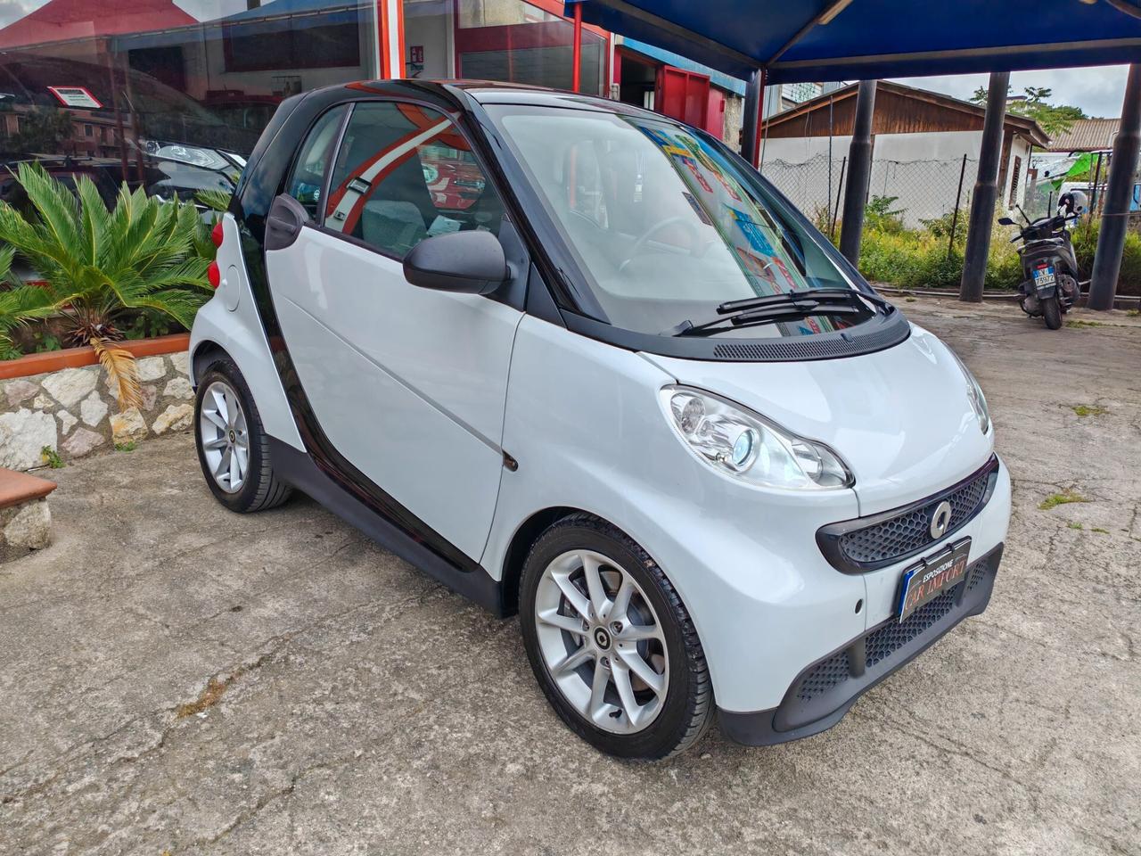 Smart ForTwo 1000 62 kW coupé passion