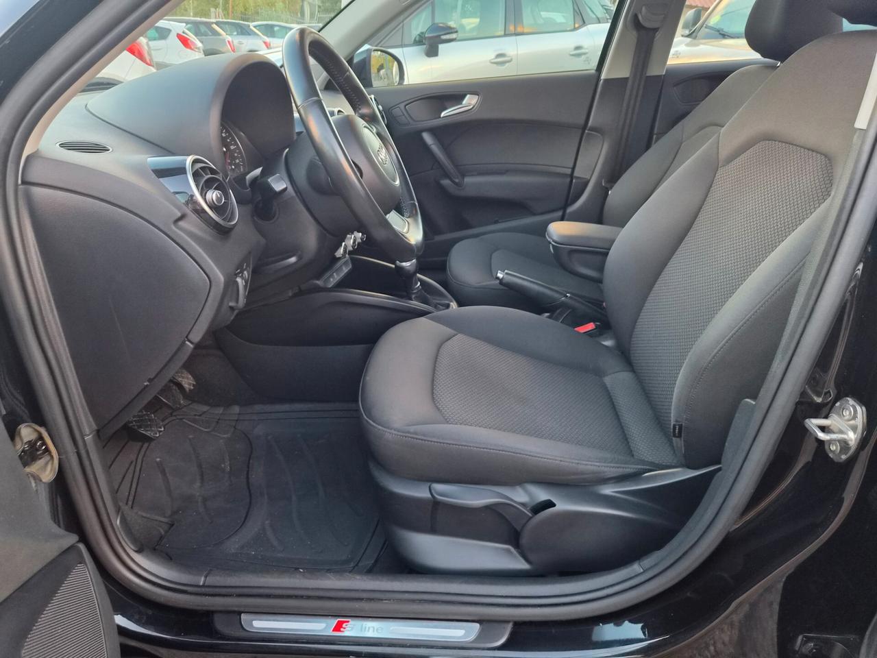 Audi A1 1.6 TDI S line edition plus