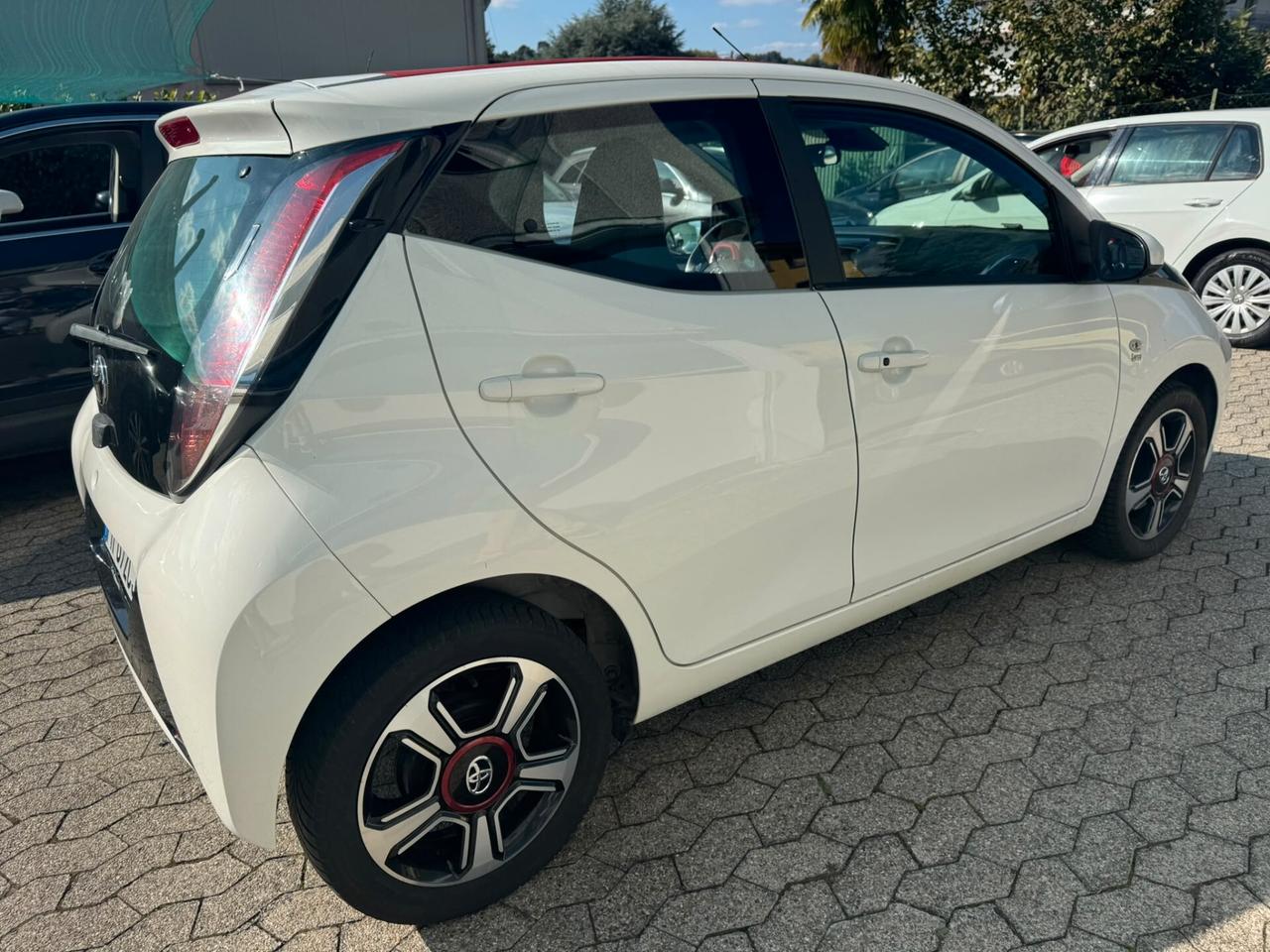 Toyota Aygo 1.0 VVT-i 69 CV 5 porte x-cite*NEOPATENTATI*CABRIO*EURO6