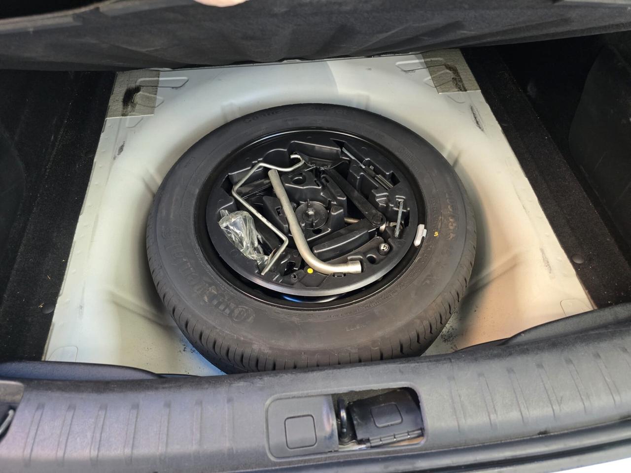 Fiat Tipo 1.6 Mjt S&S DCT SW Lounge