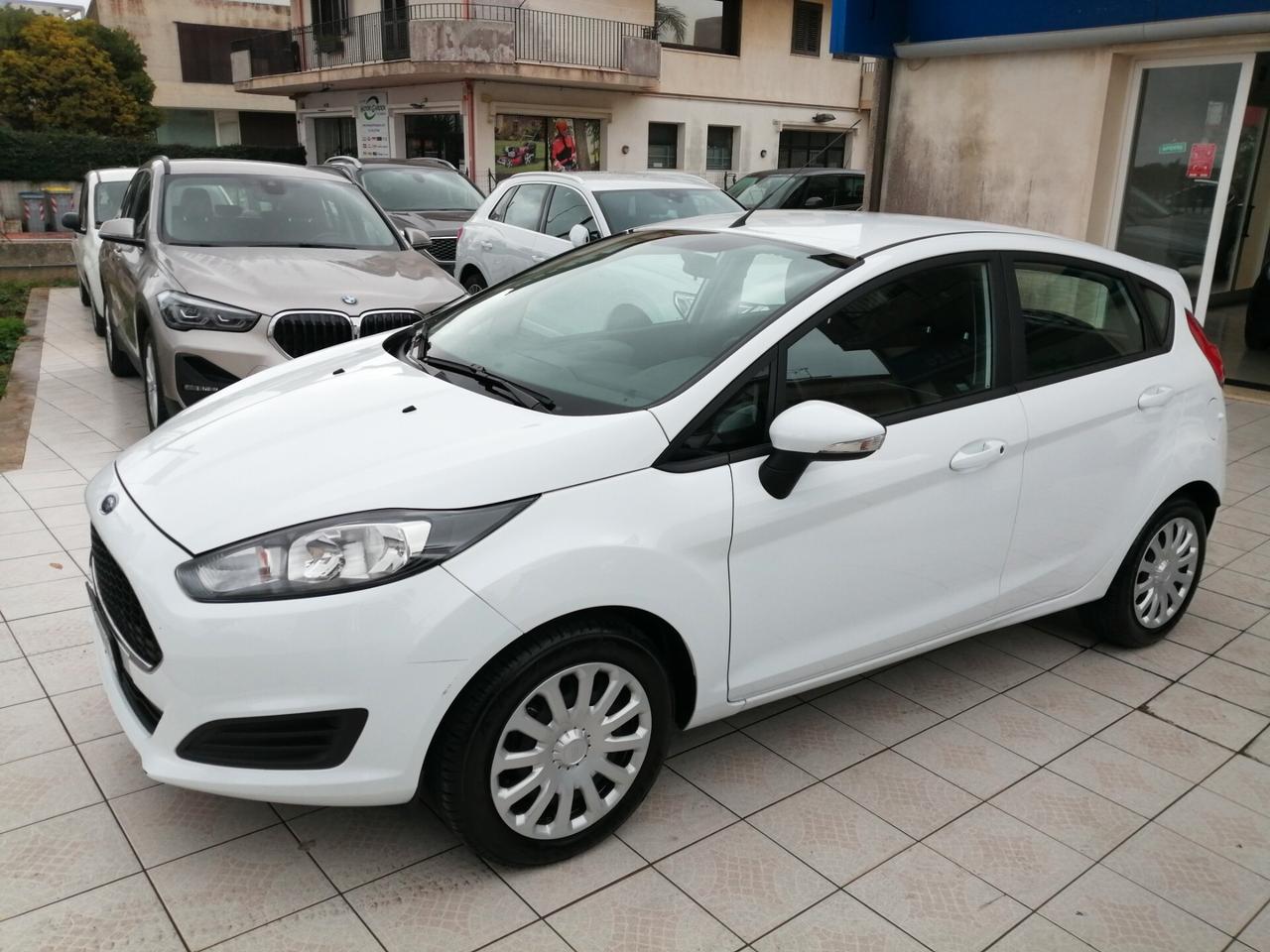 Ford Fiesta 1.5 TDCi 75CV 5 porte Business