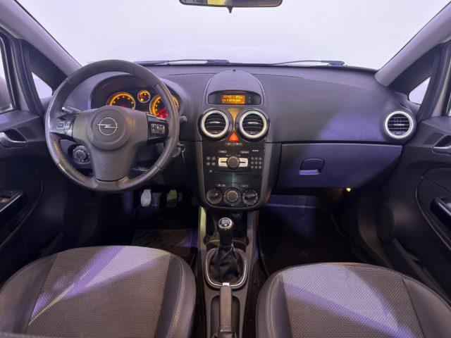 OPEL Corsa 1.2 5 porte Cosmo