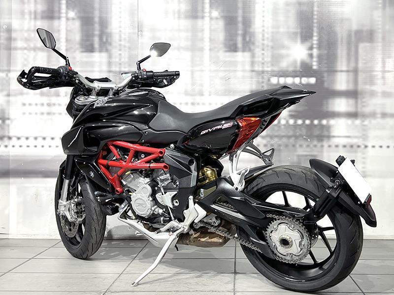 MV Agusta Rivale 800 Eas Abs
