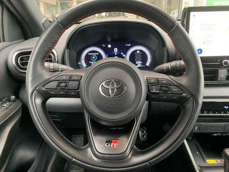 Toyota Yaris Hybrid 130 GR SPORT