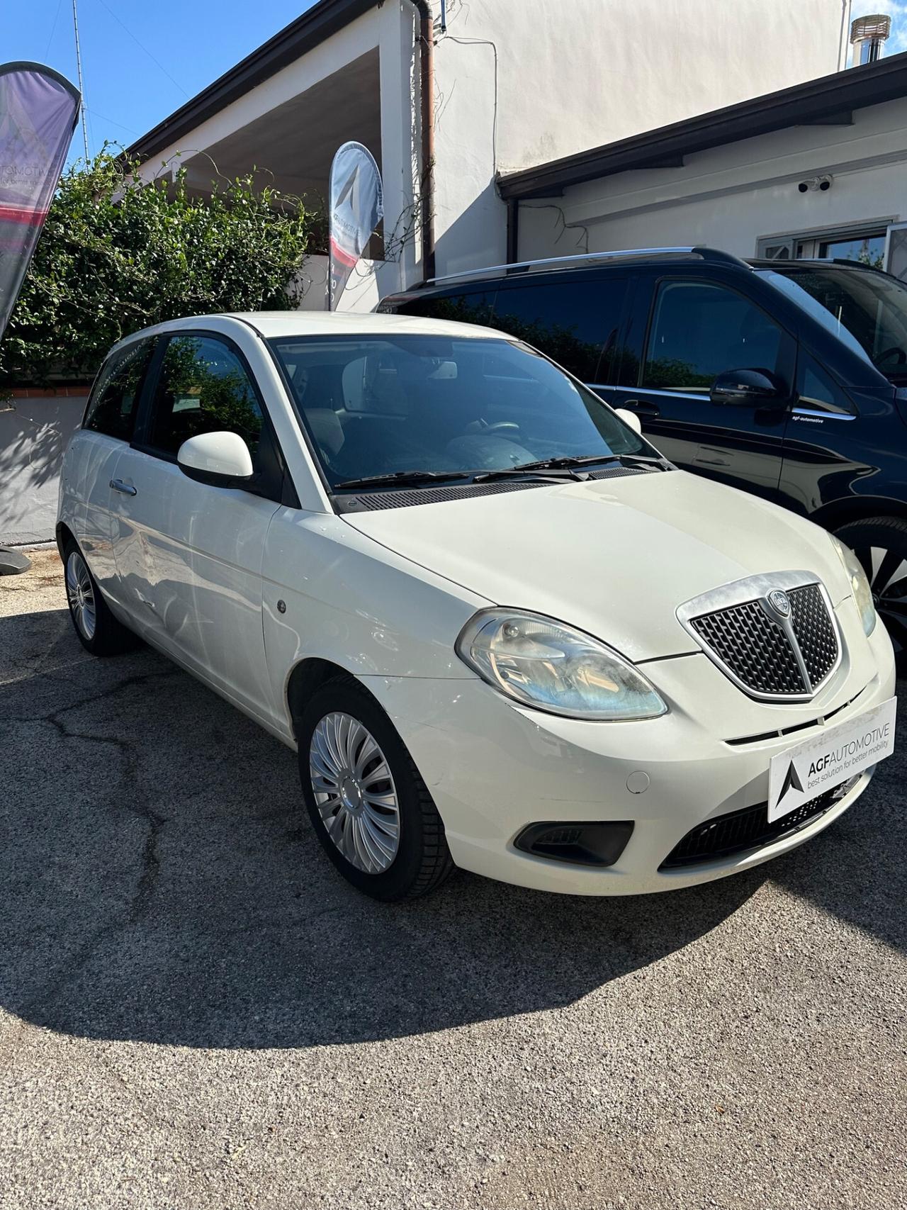 Lancia Ypsilon 1.4 E-Collection Ecochic GPL