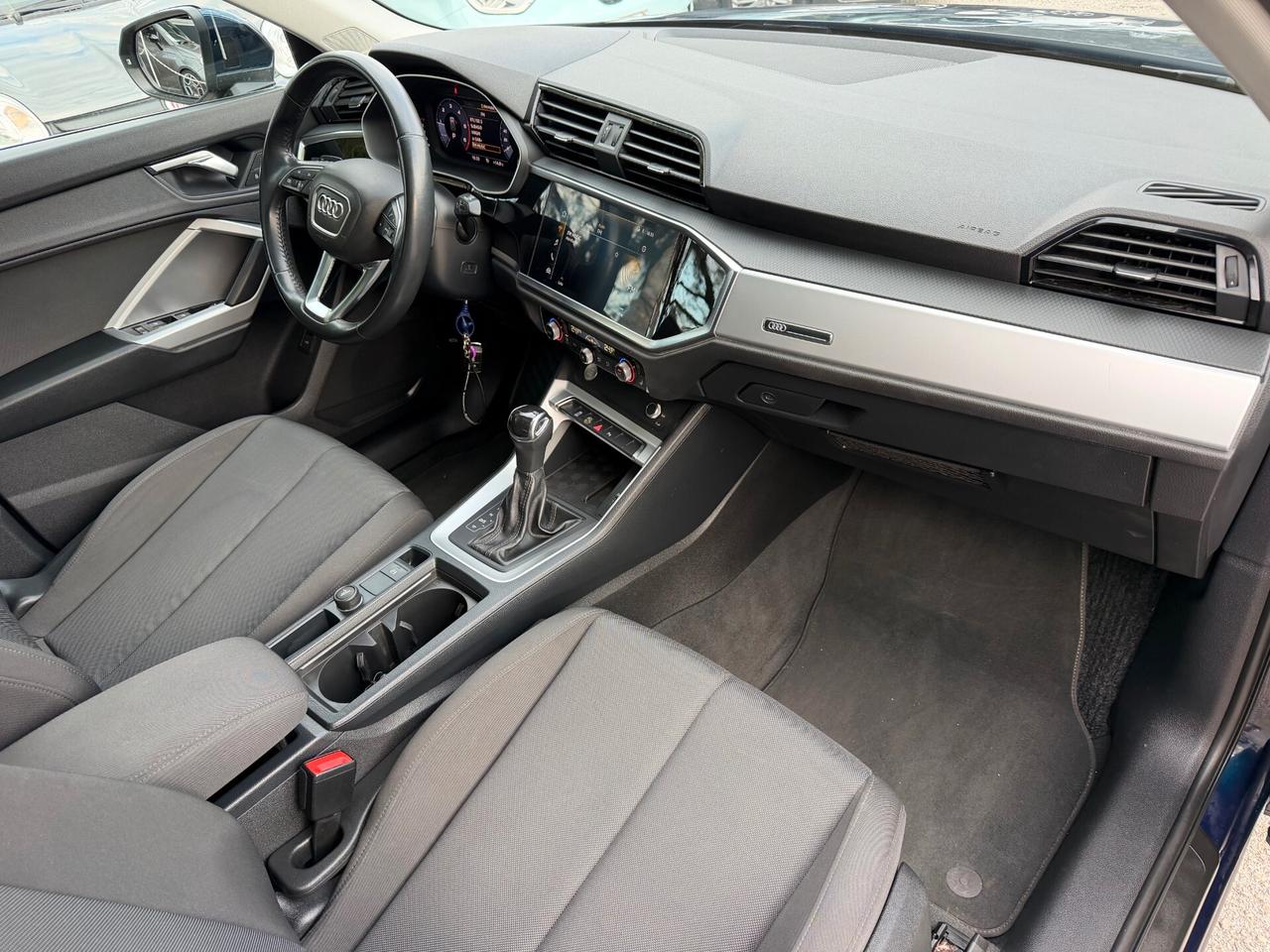 Audi Q3 35 TDI S tronic Business Advanced TETTO