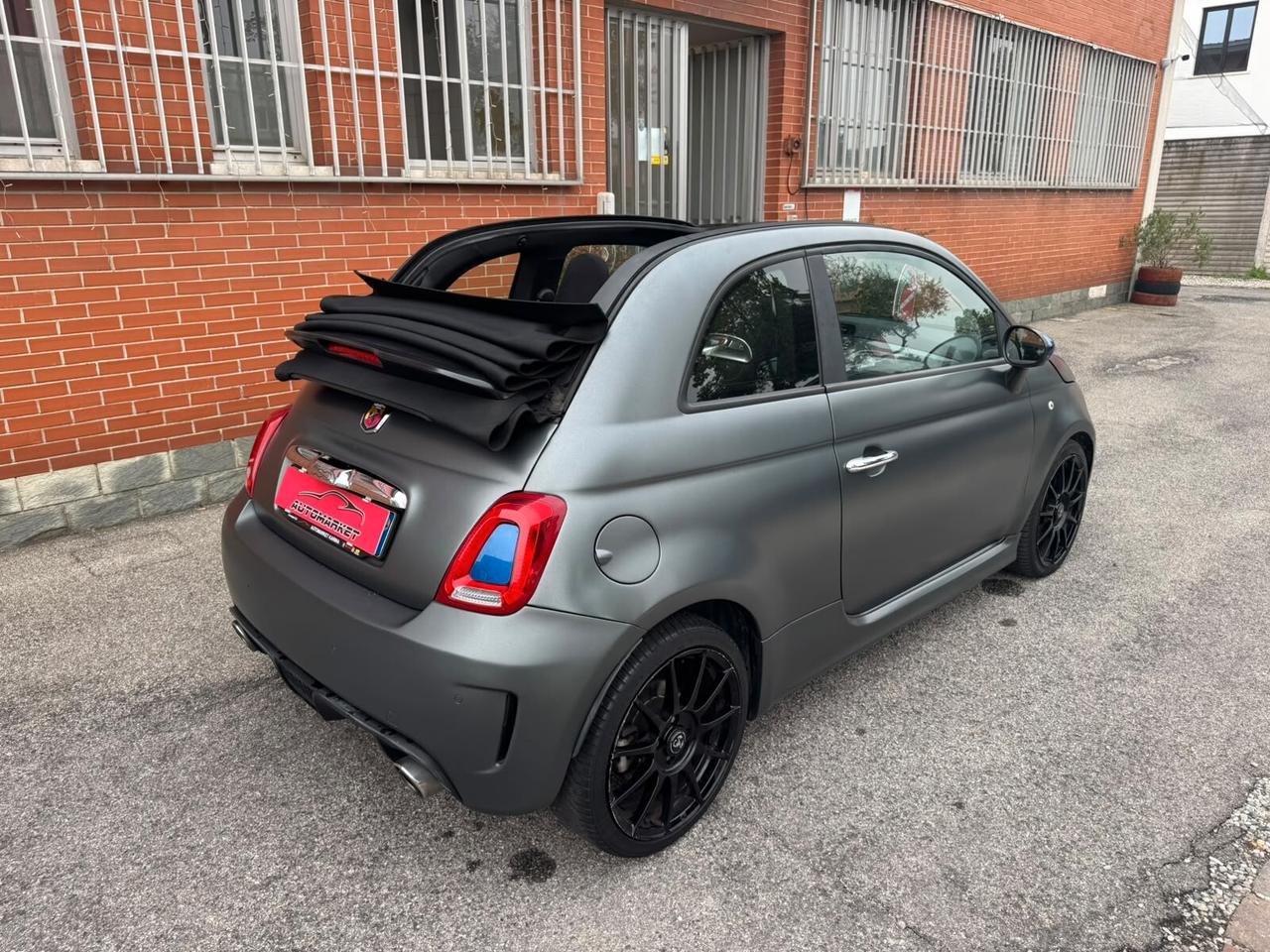 Abarth 595 C 1.4 Turbo T-Jet 140 CV MTA