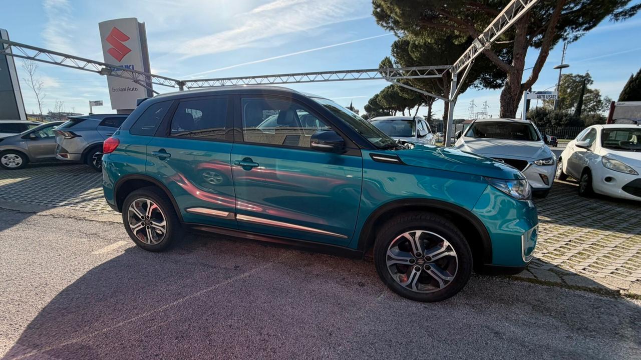 Suzuki Vitara 1.6 DDiS 4WD AllGrip V-Top bicolor turchese/tetto nero