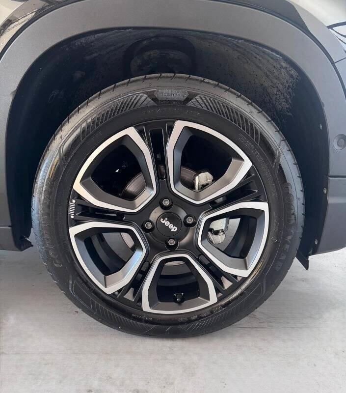 Jeep Avenger 1.2 Turbo 100 CV Summit