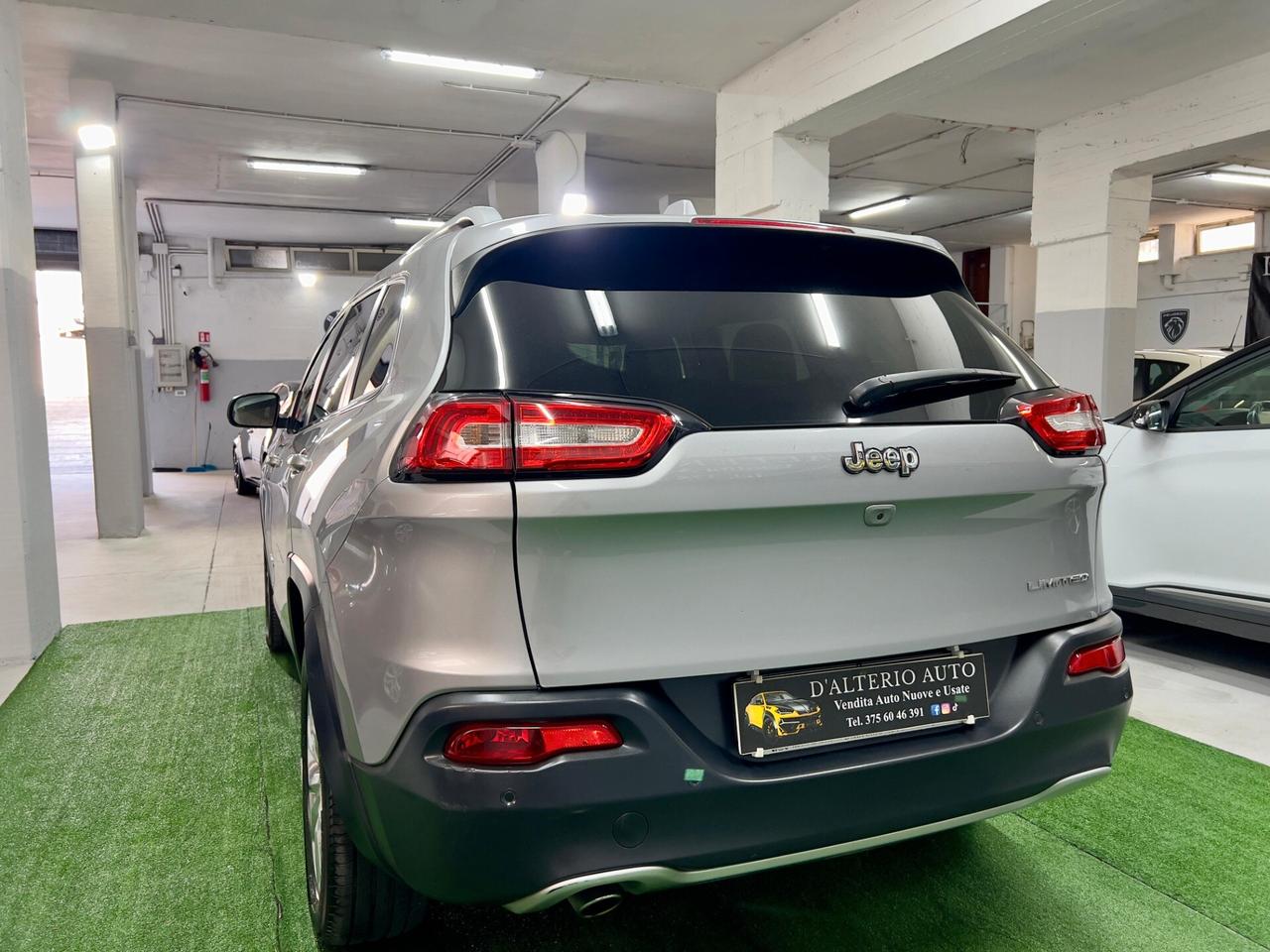 Jeep Cherokee 2.0 Mjt II Limited Strafull Optional