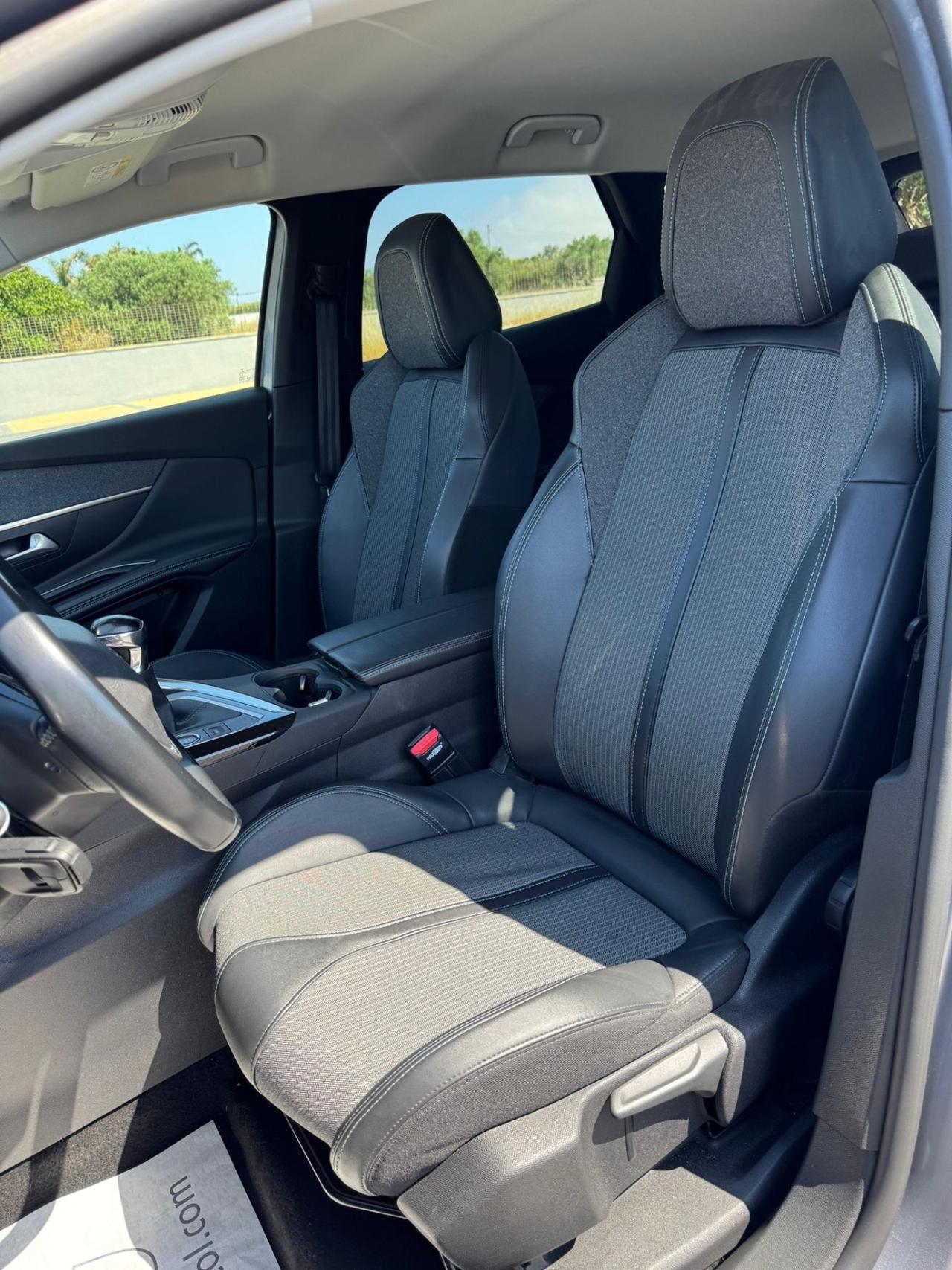 Peugeot 3008 BlueHDi 130 S&S Allure Pack