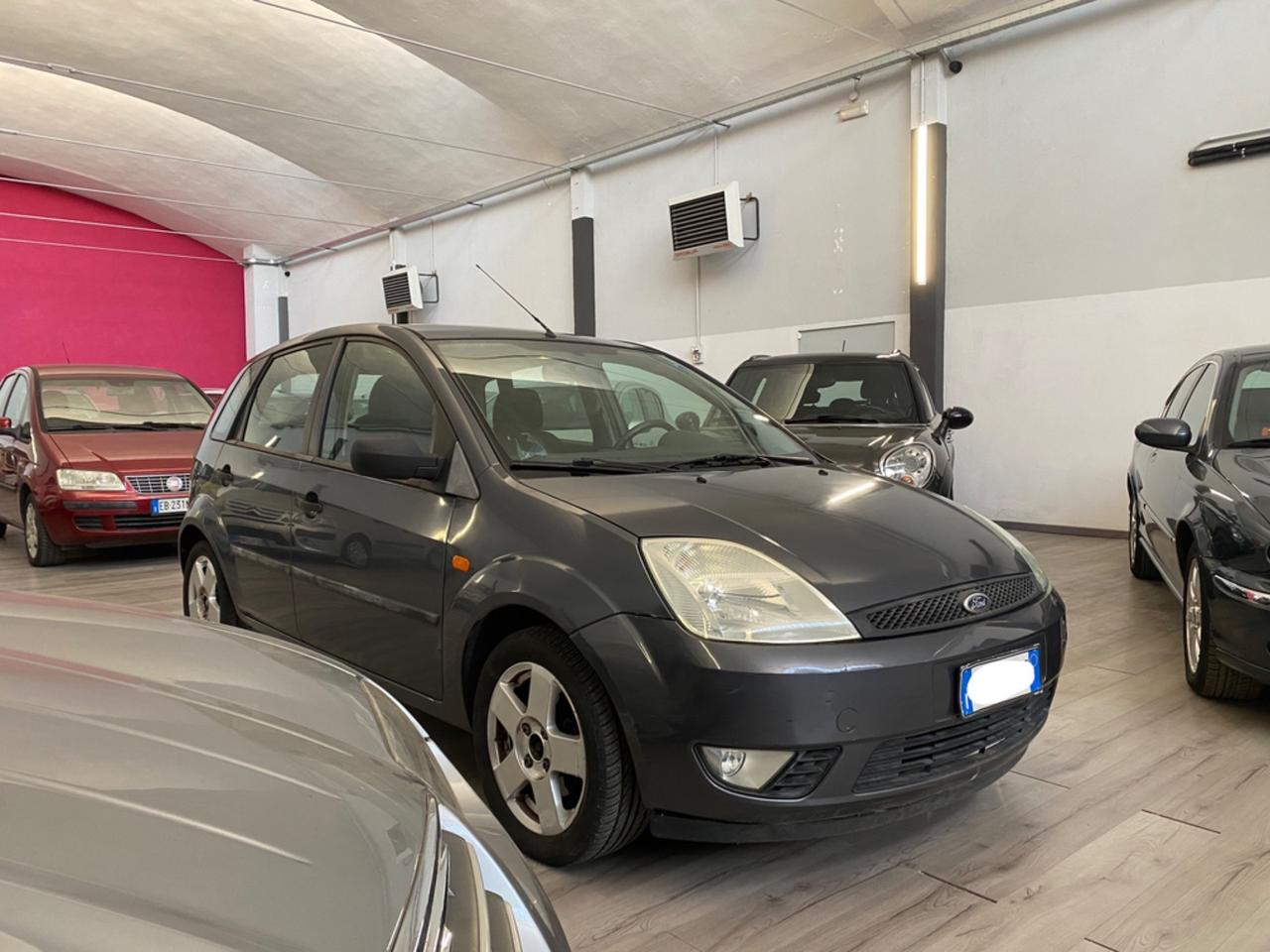 Ford Fiesta 1.2 16V 5p. Ghia