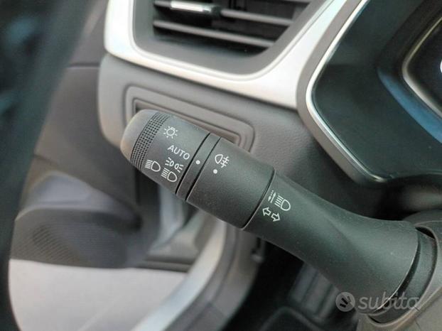 Renault Captur 1.6 E-Tech hybrid Intens 145cv auto