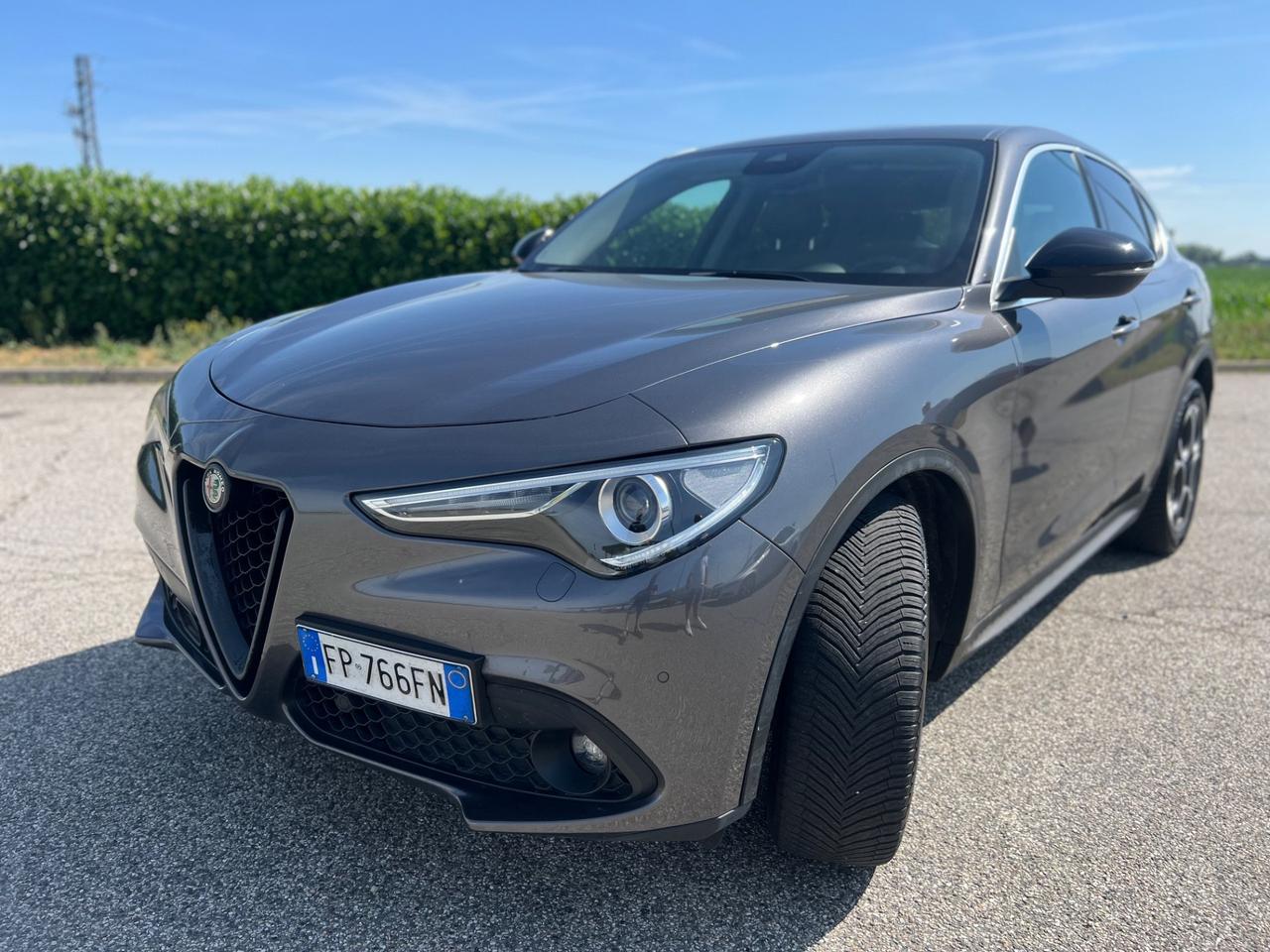 Alfa Romeo Stelvio 2.2 Turbodiesel 180 CV AT8 Q4 Executive