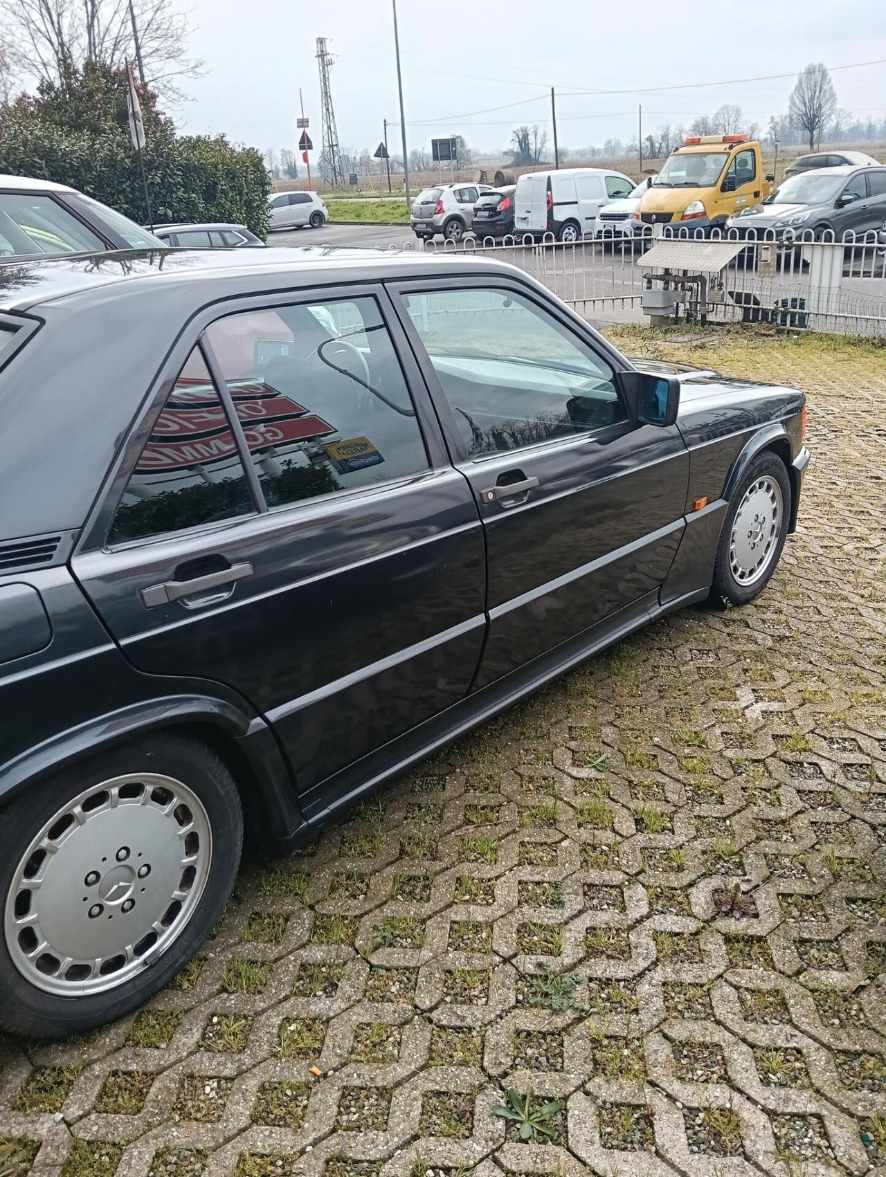 Mercedes-benz 190 2.3 E-16