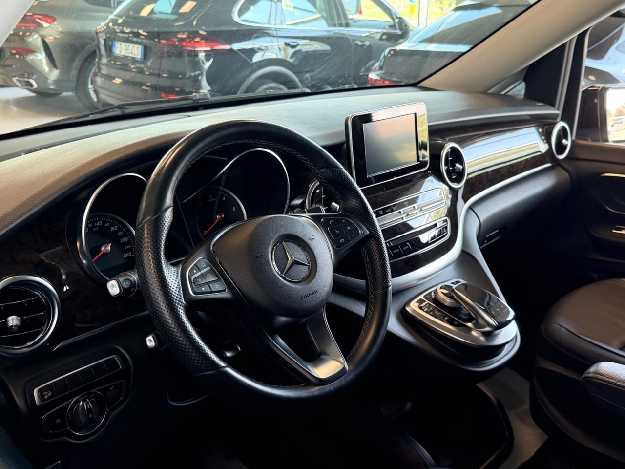 Mercedes-benz V 250 d Automatic 4Matic Premium Long