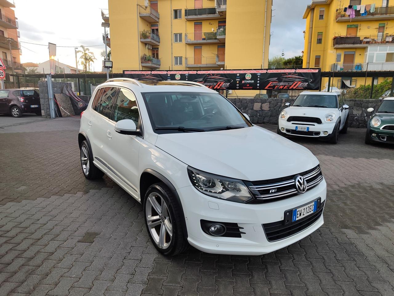 Volkswagen Tiguan 2.0 TDI 177 CV 4MOTION DSG R-Line