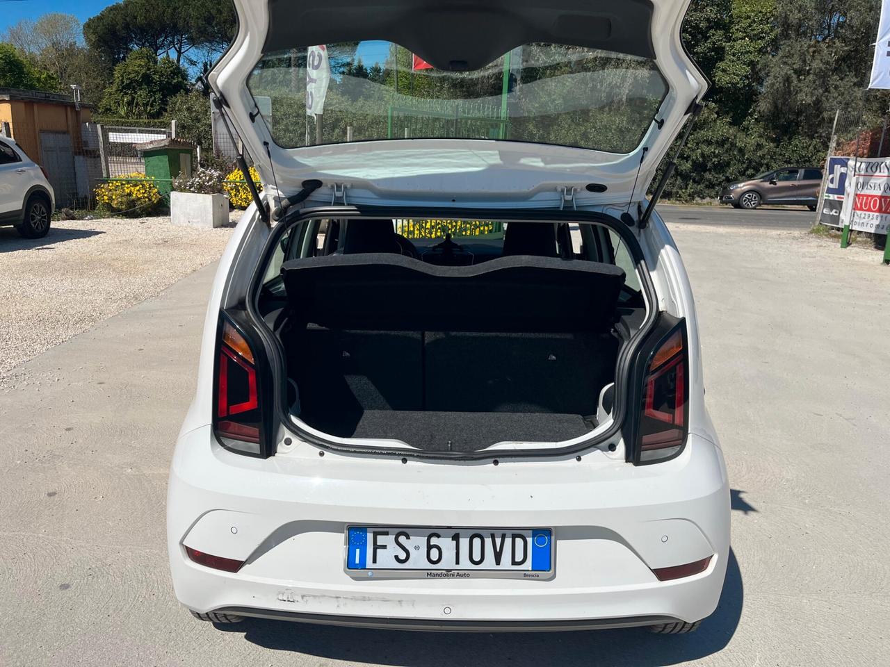 Volkswagen up! 1.0 5p. move BlueMotion Technology