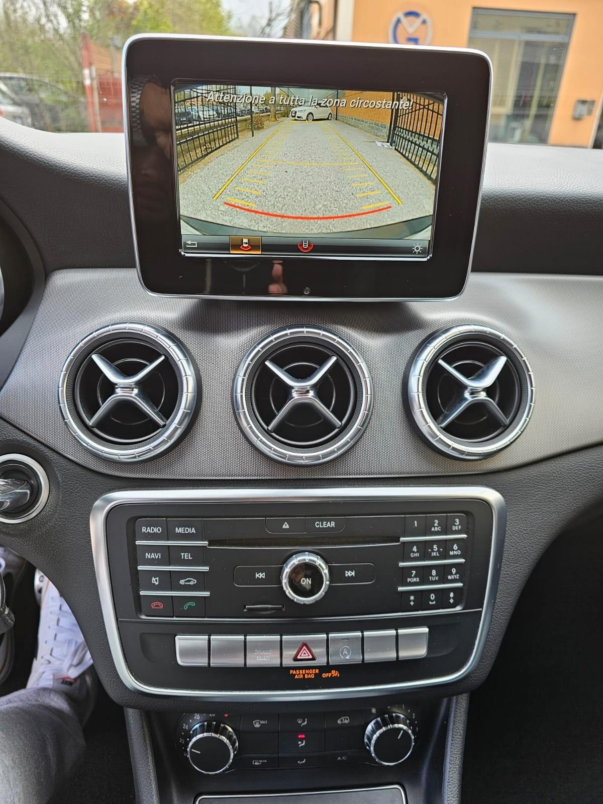 Mercedes-benz CLA 250 211cv Premium*AMG*Pelle*Navi*Bi-Xeno*Pdc*18*