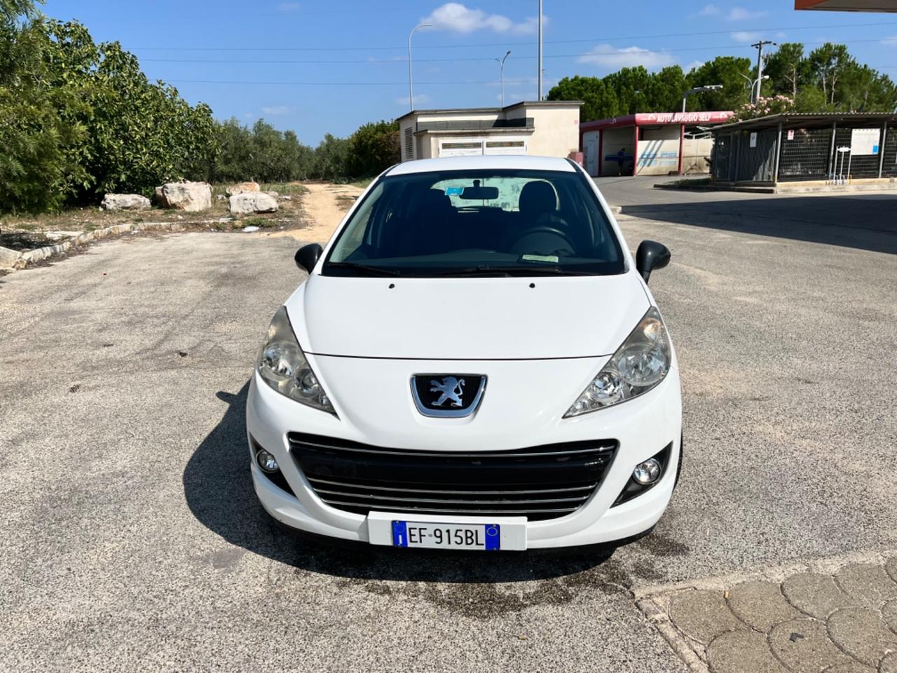 Peugeot 207 1.4 HDi 70CV 5p. Active neopatentato unico proprietario