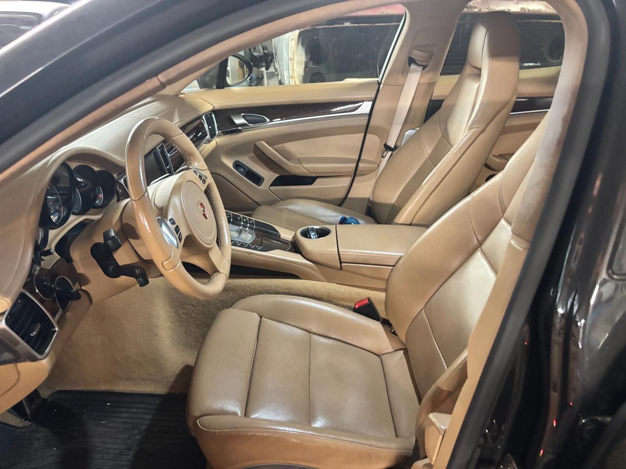 Porsche Panamera 4.8 Turbo chrono sport pack PDK7