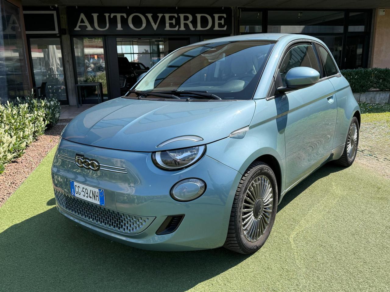 Fiat 500e 3+1 3+1 42 kWh Icon 28000KM UNIPROPRIETARIO