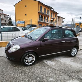 Lancia Ypsilon 1.3 MJT 90 CV Platino
