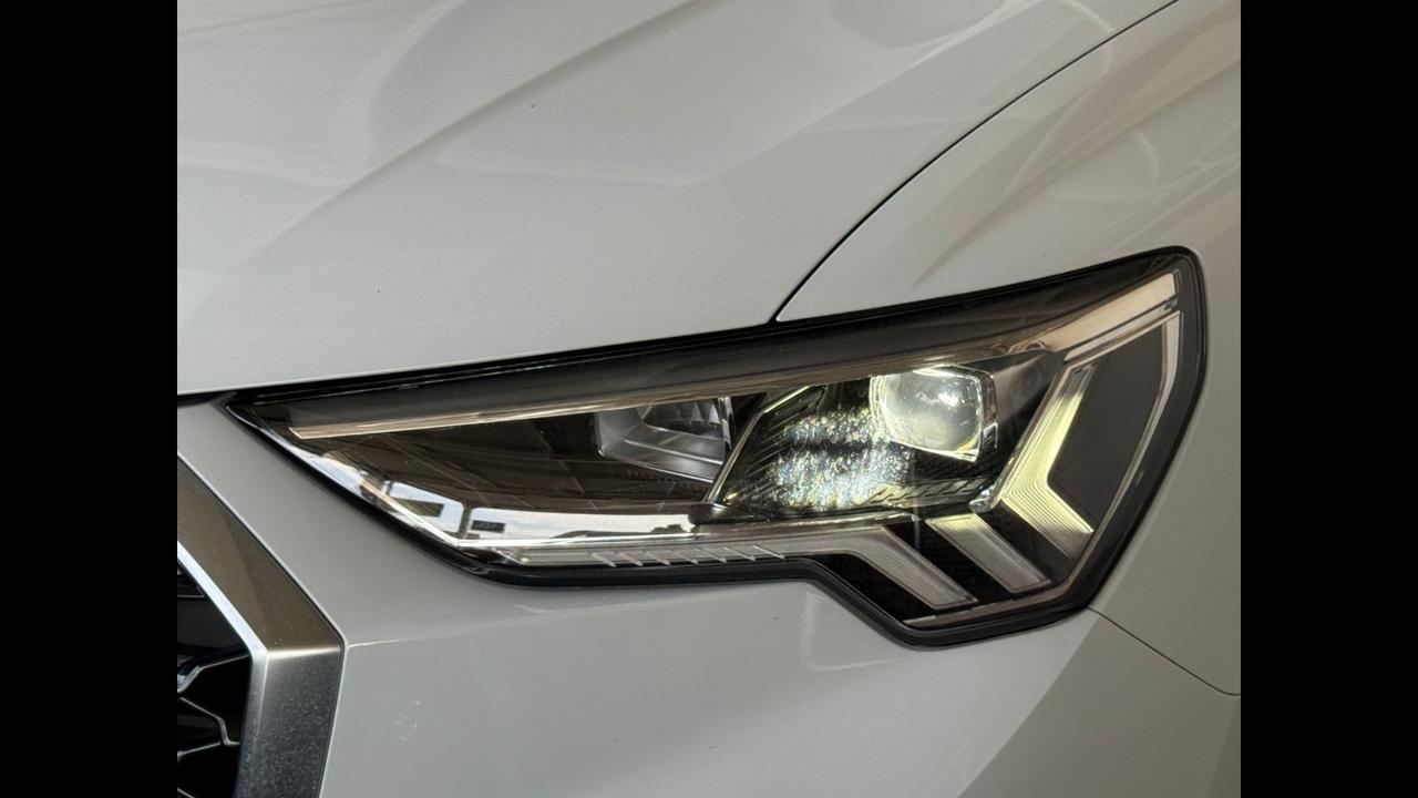 AUDI Q3 I 2019 Sportback - Q3 Sportback 35 2.0 tdi S line edition