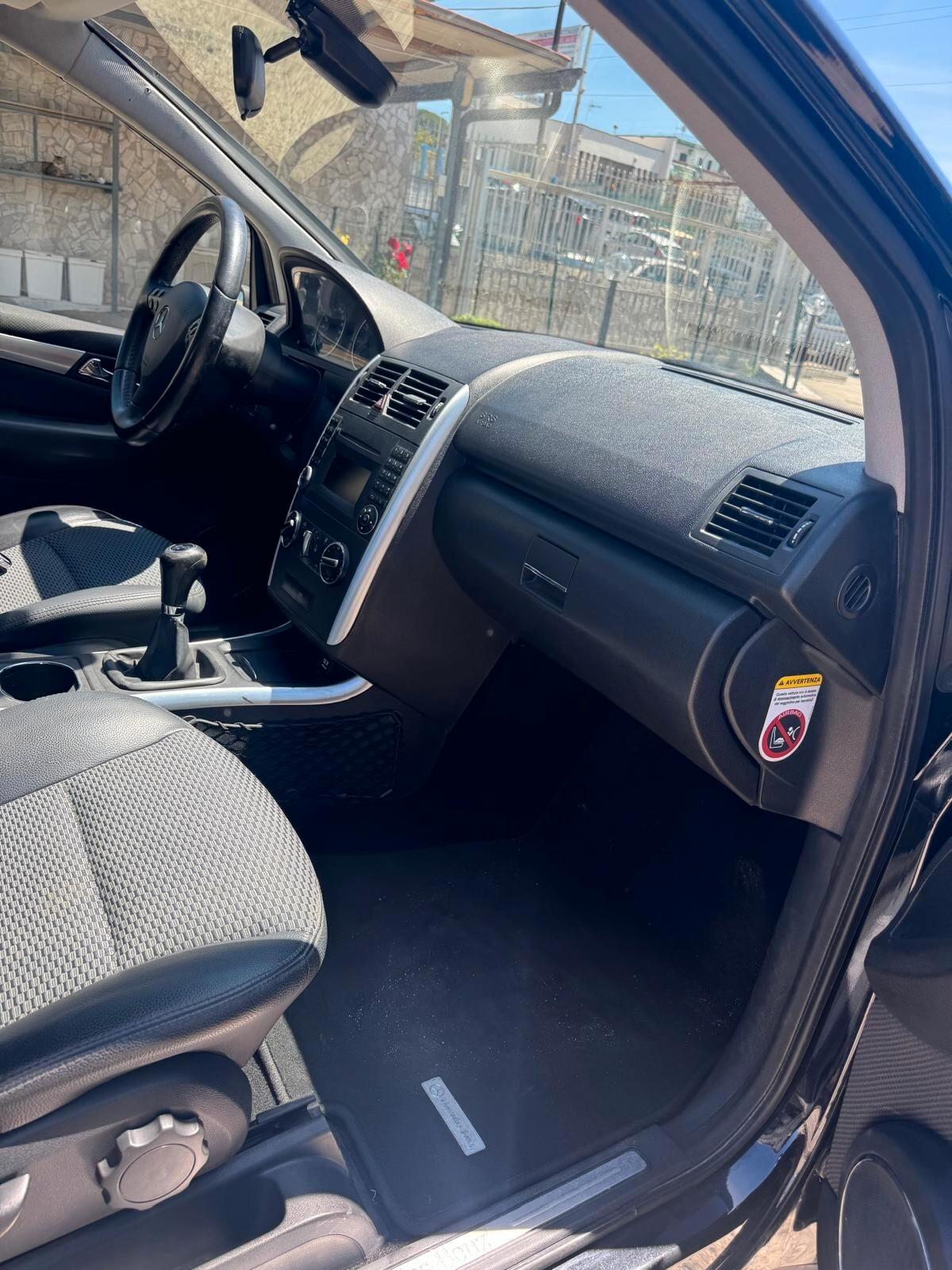 Mercedes-benz A 150 A 150 BlueEFFICIENCY Coupé Avantgarde