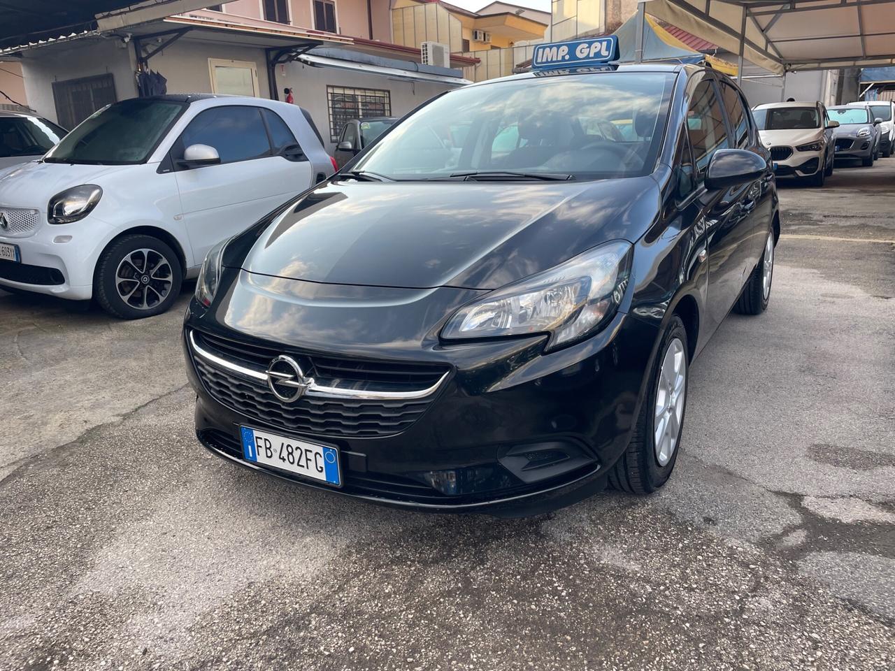 Opel Corsa 1.4 90CV GPL Tech 5 porte n-Joy