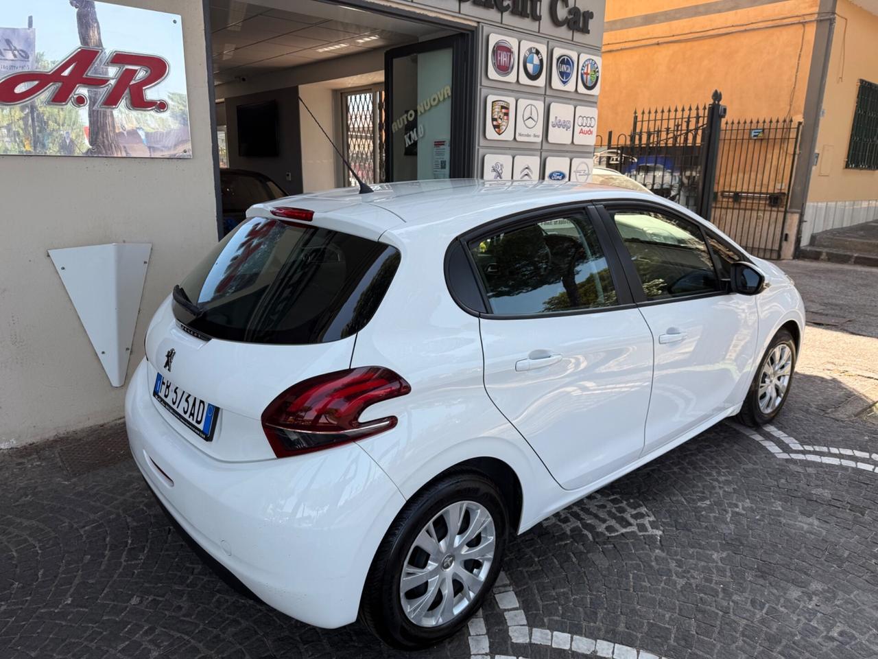 Peugeot 208 1.4 HDi 68 CV 5 porte Active