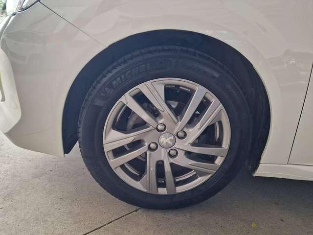 Peugeot 208 208 1.2 puretech Active s