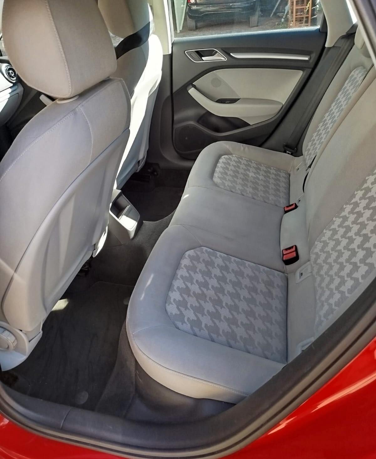 AUDI A3 1.6 DIESEL