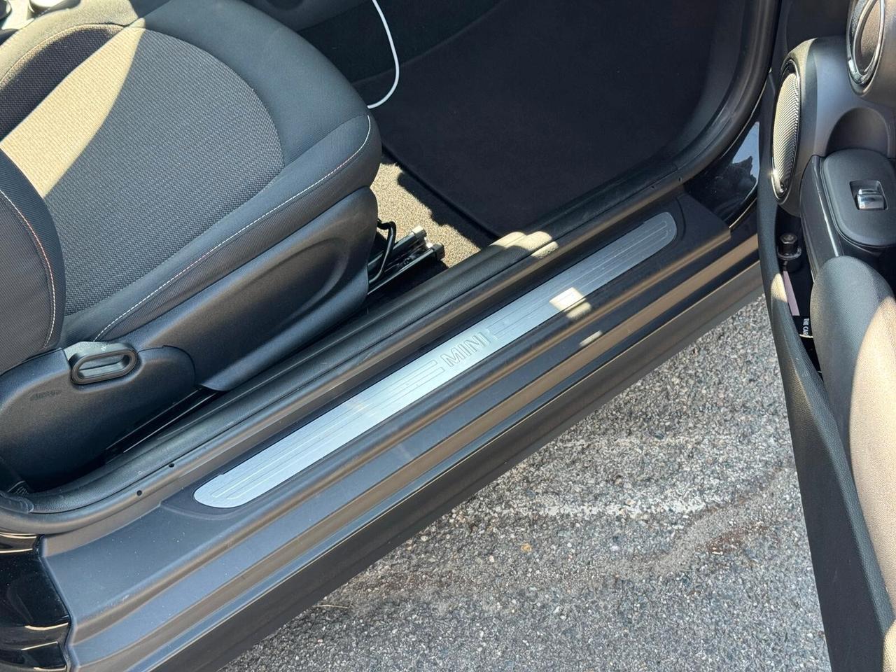 Mini Cooper 1.5 3 porte