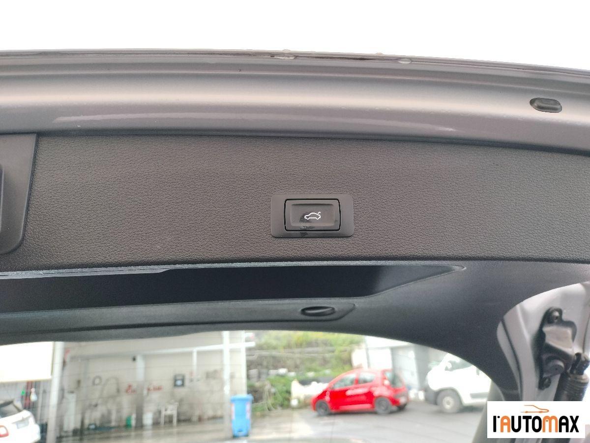 AUDI - Q2 30 1.0 tfsi Business