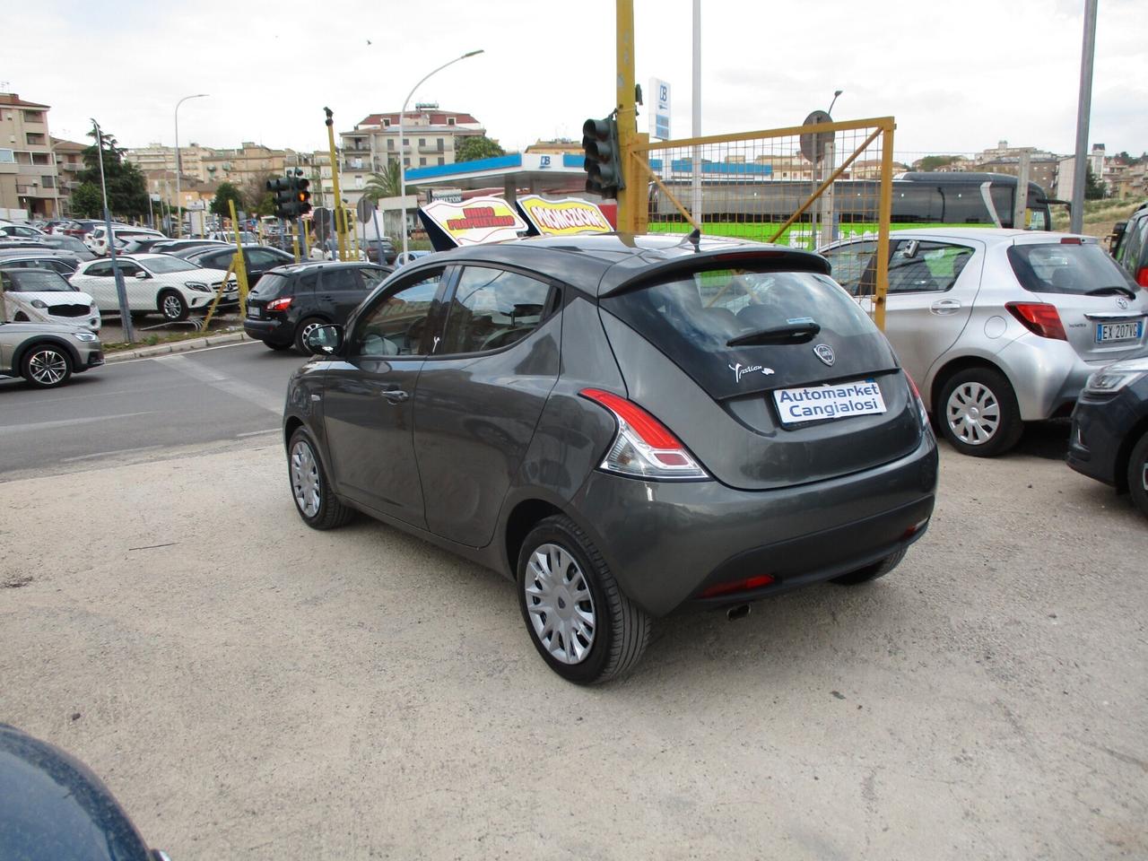 Lancia Ypsilon 1.2 69 CV 5 porte GPL Ecochic 2015