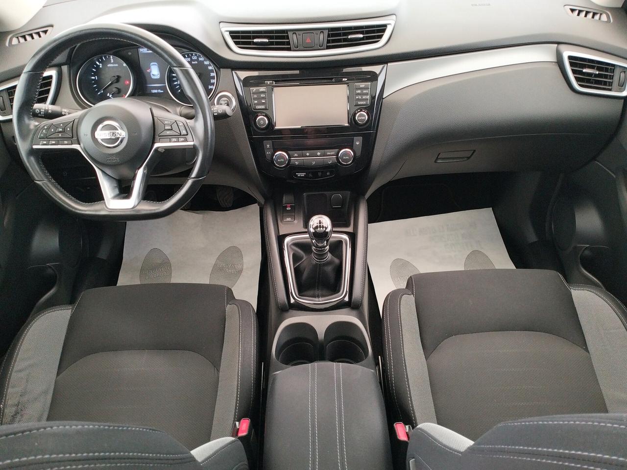 Nissan Qashqai 1.5 dCi Visia - TETTO PANORAMICO - NEOPATENTATI