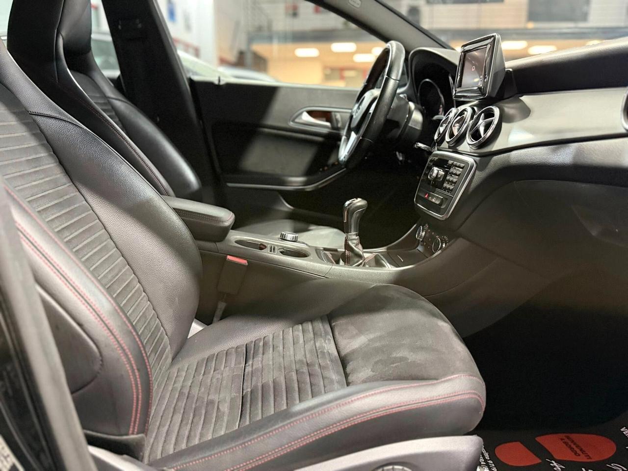 Mercedes CLA 200 CDI Premium Amg 136cv 2014