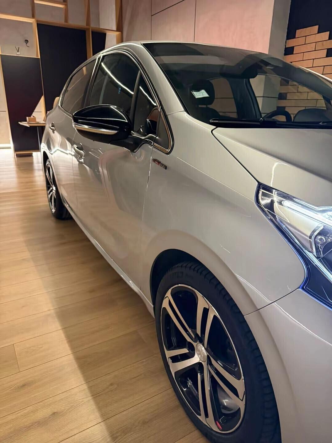 Peugeot 208 GT-Line
