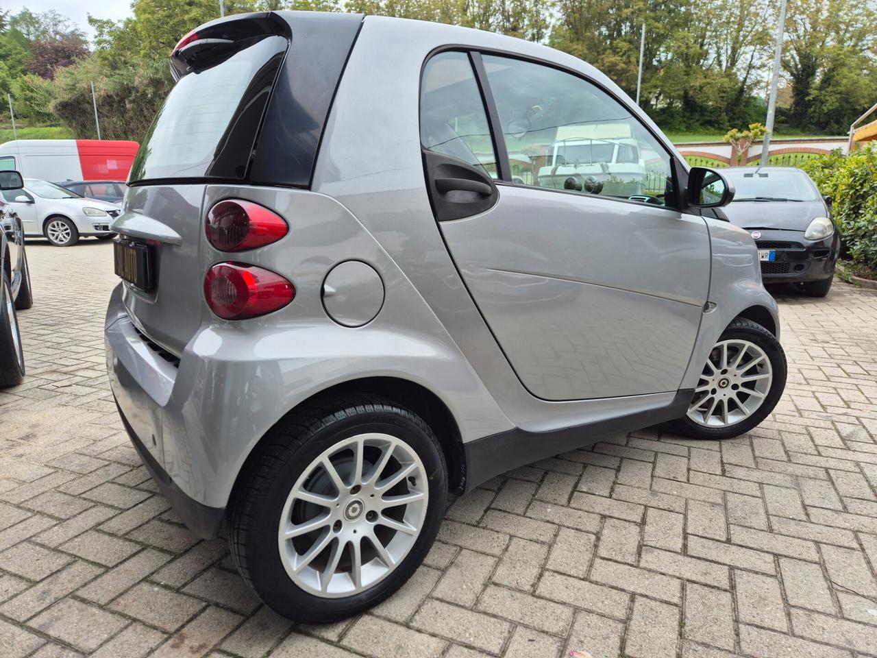 Smart ForTwo 800 33 kW coupé pure cdi