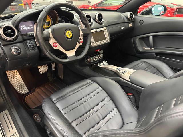 FERRARI California DCT