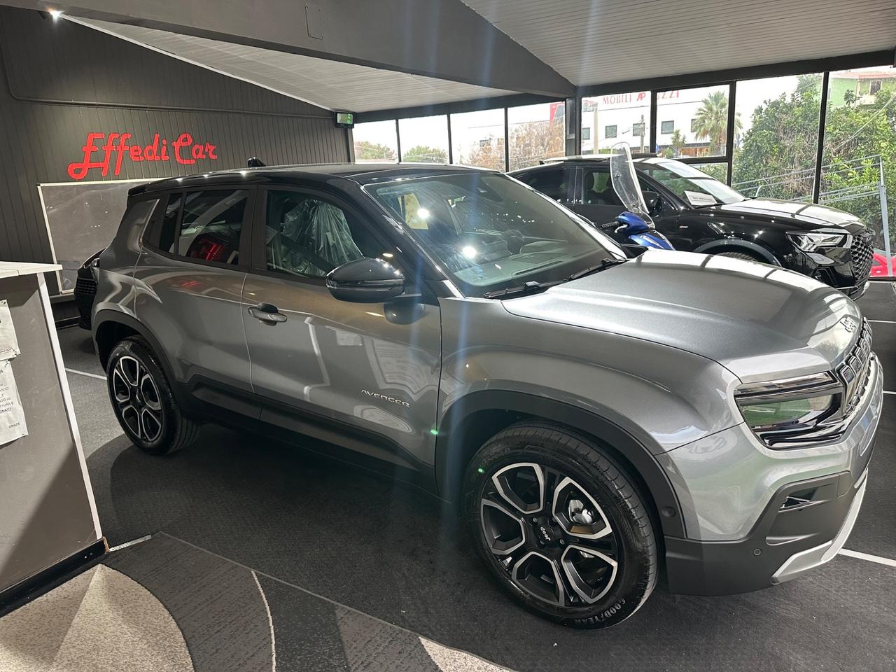 Jeep Avenger 1.2 Turbo 100 CV Summit