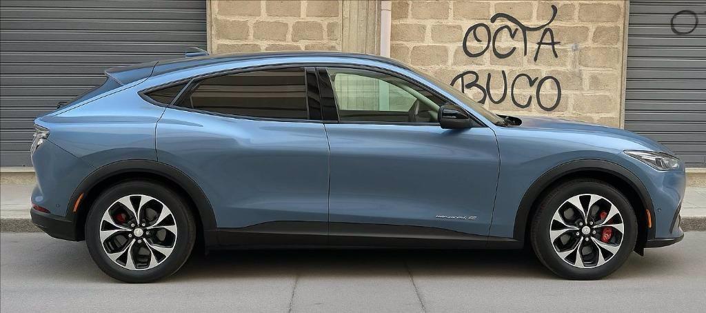 FORD Mustang Mach-e extended range Premium rwd 294cv auto del 2023