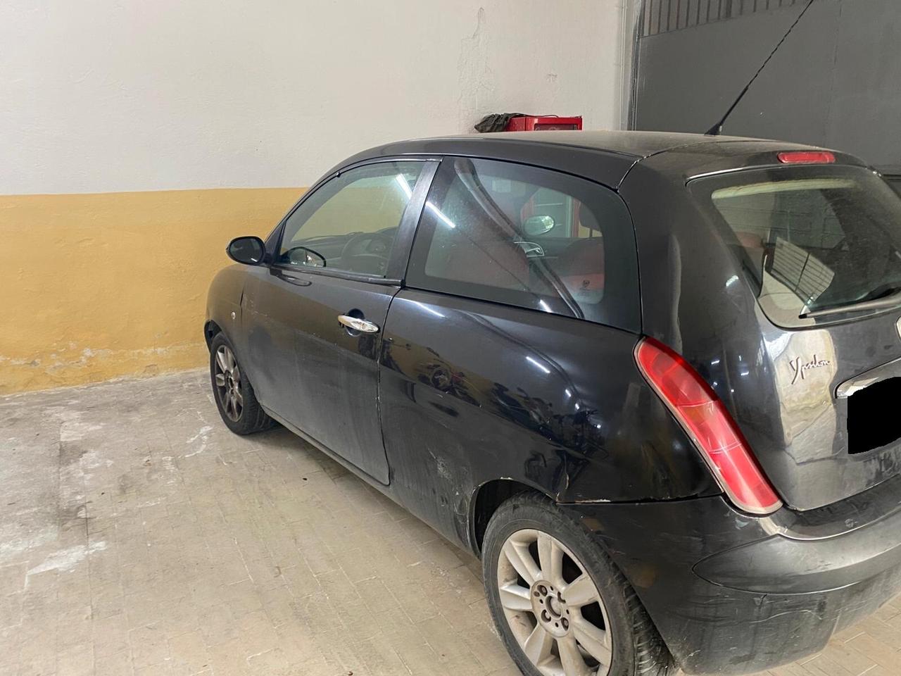 Lancia Ypsilon 1.2cc gpl (PRIVATO)-2011